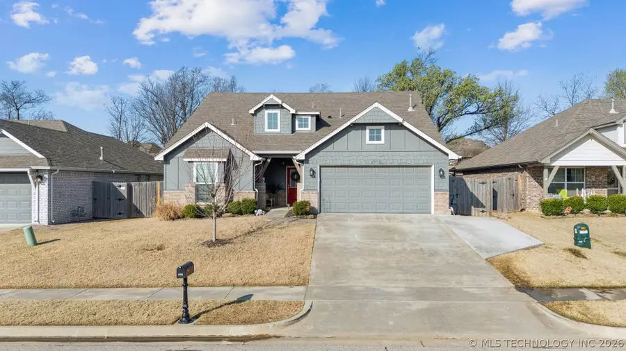 8708 N 73rd East Place, Owasso, OK 74055 - #2