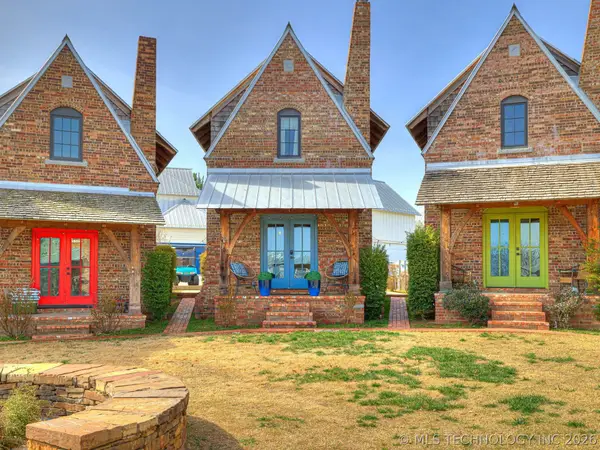 41 Redbud Street #C, Carlton Landing, OK 74432