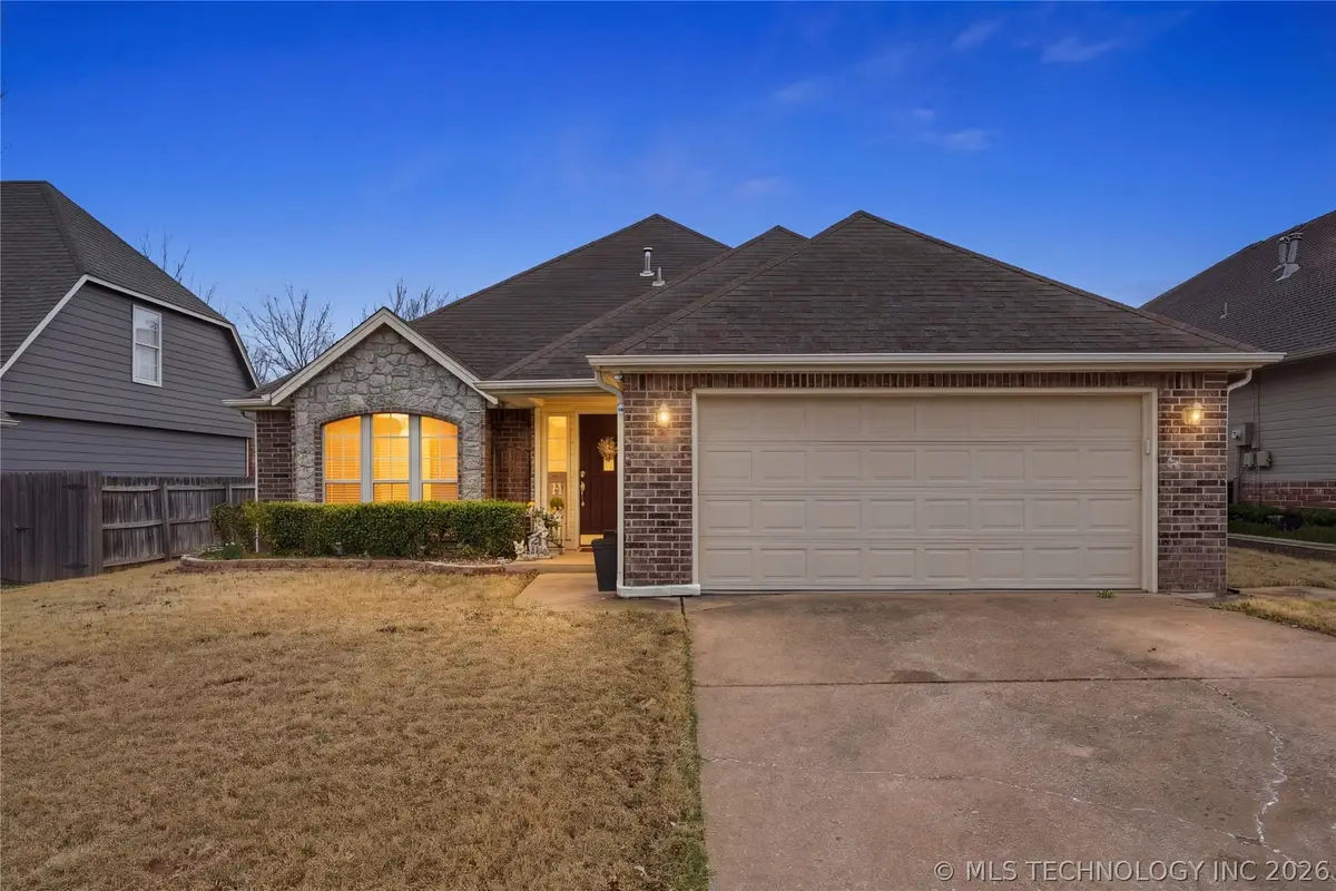 11421 S Mulberry Lane, Jenks, OK 74037 - #1