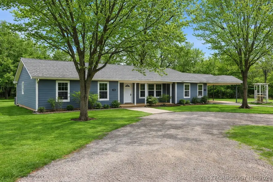 559 E 4th Street, Durant, OK 74701 - #3