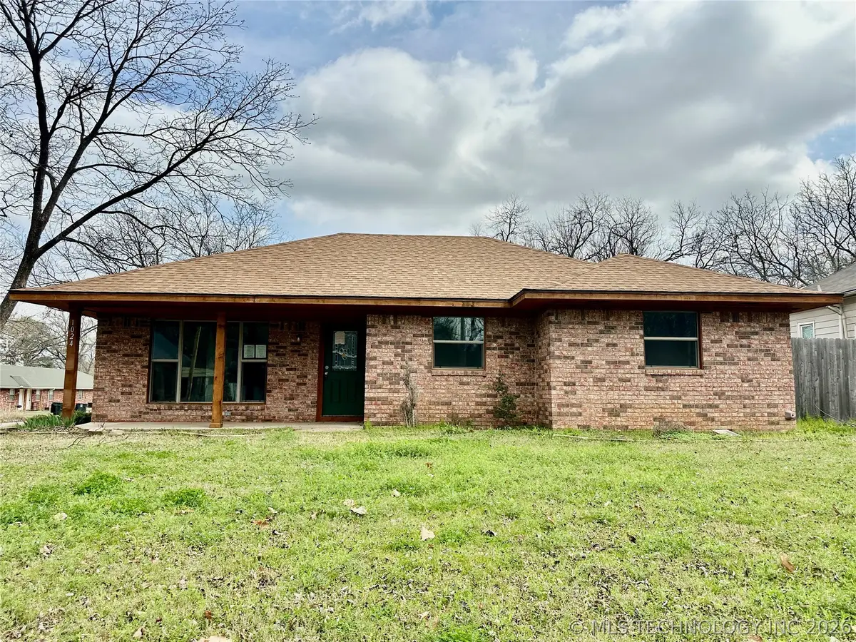 1024 N 3rd Avenue, Durant, OK 74701 - #1