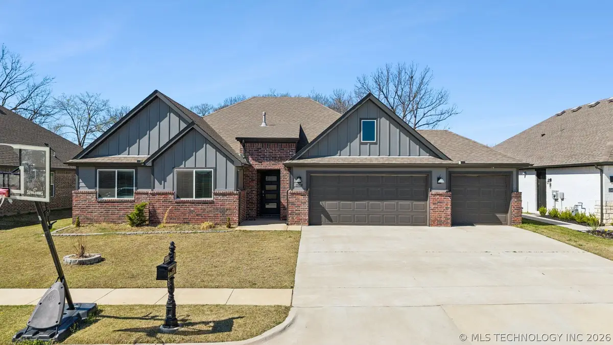 15408 S 69th East Place, Bixby, OK 74008 - #1