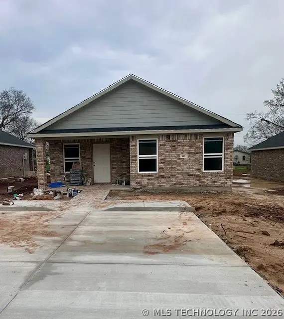 605 E Wolf Street, Madill, OK 73446 - #1