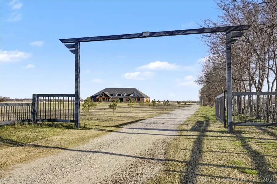 4011 E 201st Street S, Mounds, OK 74047 - #2