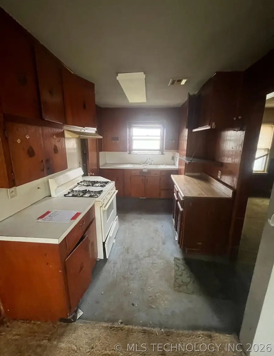 4633 N Troost Avenue, Tulsa, OK 74126 - #2