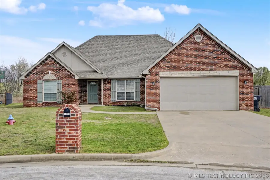 8671 Hawthorne Drive, Claremore, OK 74019 - #2