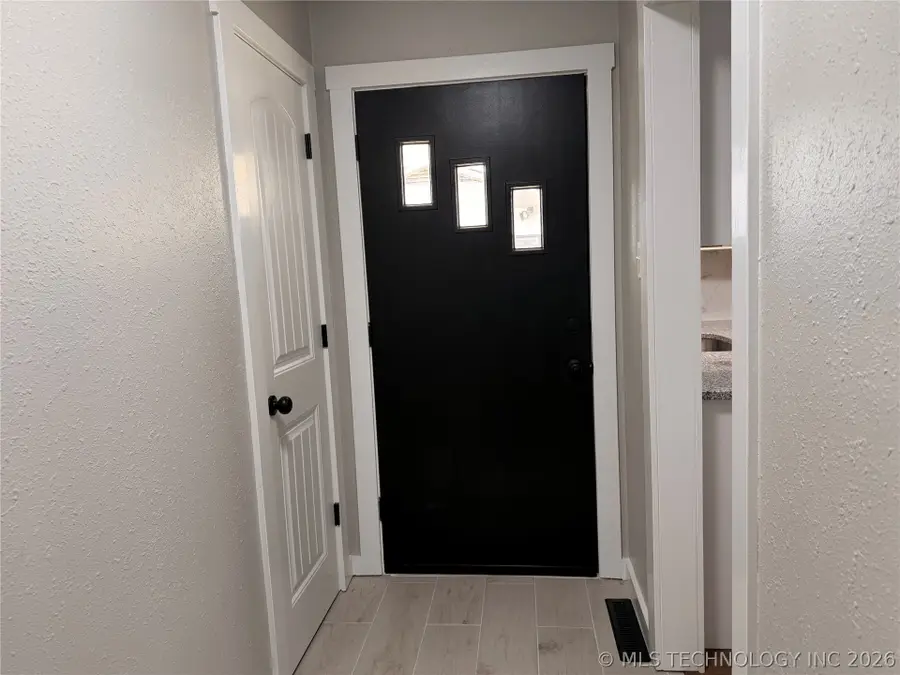 2516 Dakota Avenue, Muskogee, OK 74403 - #3