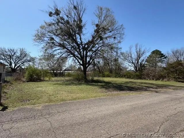 510 E Willow, Holdenville, OK 74848 - #3