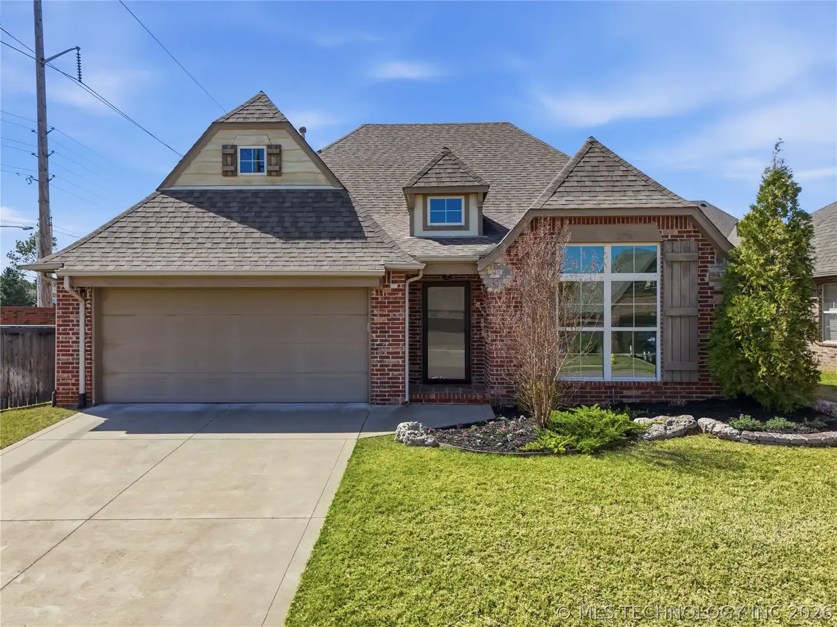 11018 S 77th Place E, Tulsa, OK 74133 - #1