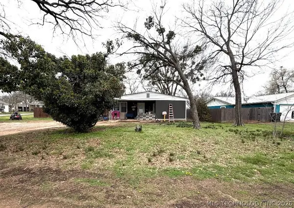1219 B Se, Ardmore, OK 73401