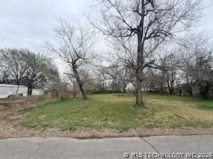 3715 S Nogales Avenue, Tulsa, OK 74107 - #2