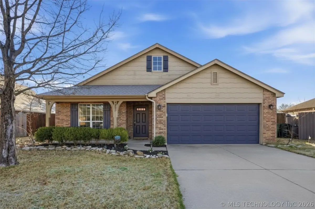 9009 N 157th East Avenue, Owasso, OK 74055 - #1