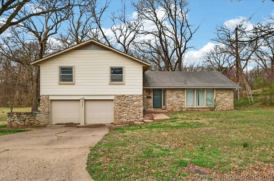 837 Winding Way, Bartlesville, OK 74006 - #2