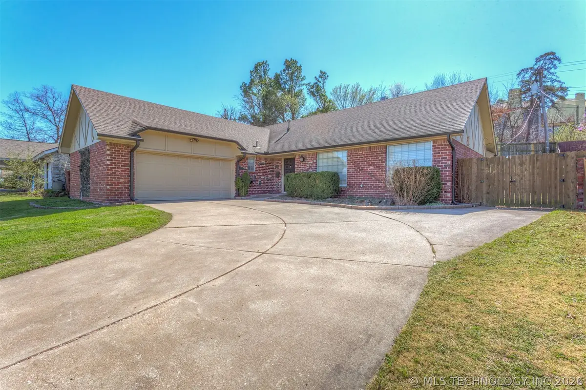 7634 E 58th Place, Tulsa, OK 74145 - #1