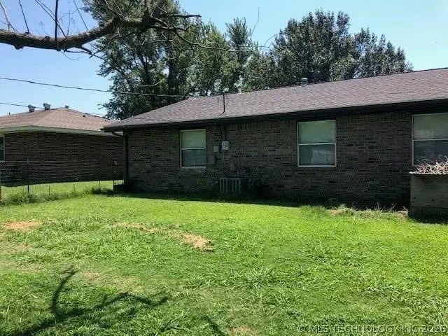 306 Ashway Street, Okemah, OK 74859 - #2