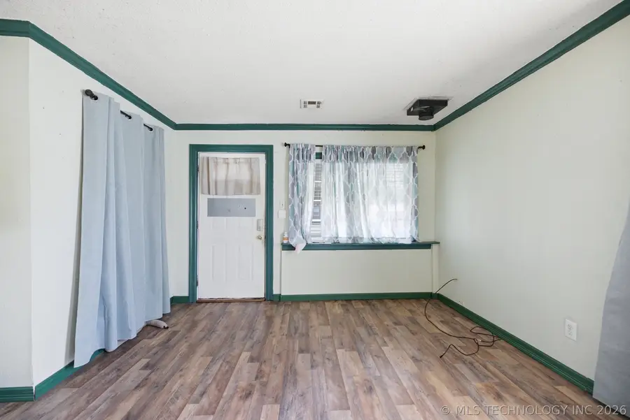 1122 S Xanthus Place, Tulsa, OK 74104 - #3