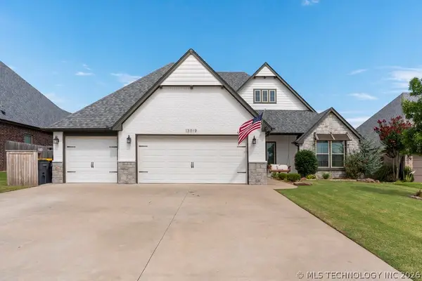 13019 S 5th Place, Jenks, OK 74037