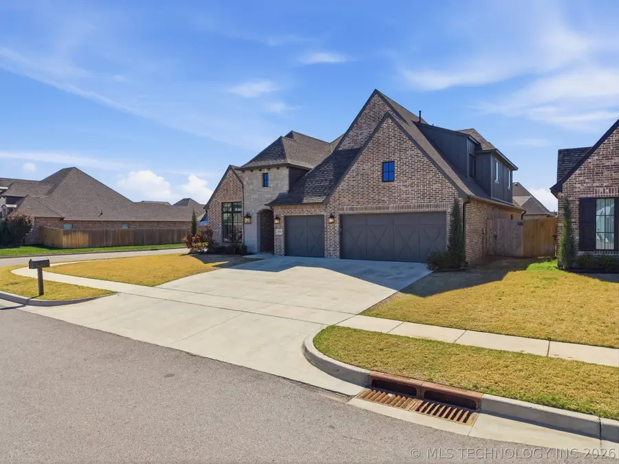5918 E 126th Place, Bixby, OK 74008 - #3