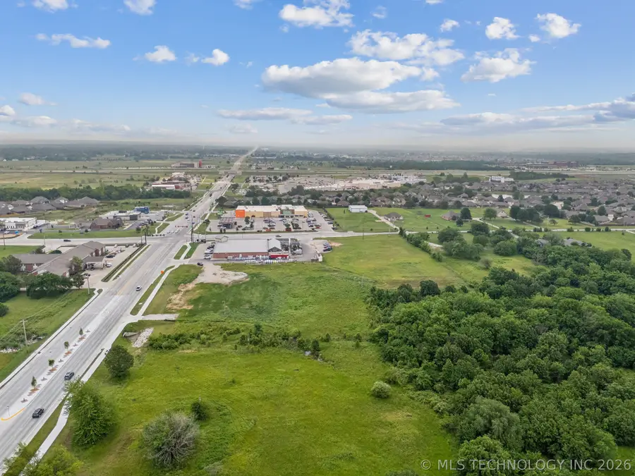 12602 N 116th Street, Owasso, OK 74055 - #3