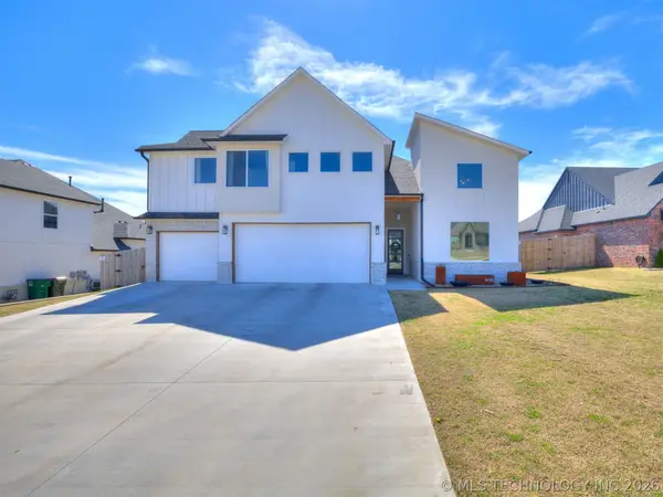 14312 E 95th Place, Owasso, OK 74055