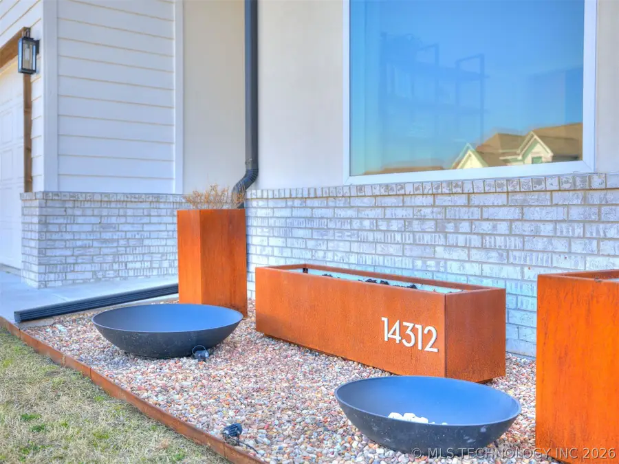 14312 E 95th Place, Owasso, OK 74055 - #2