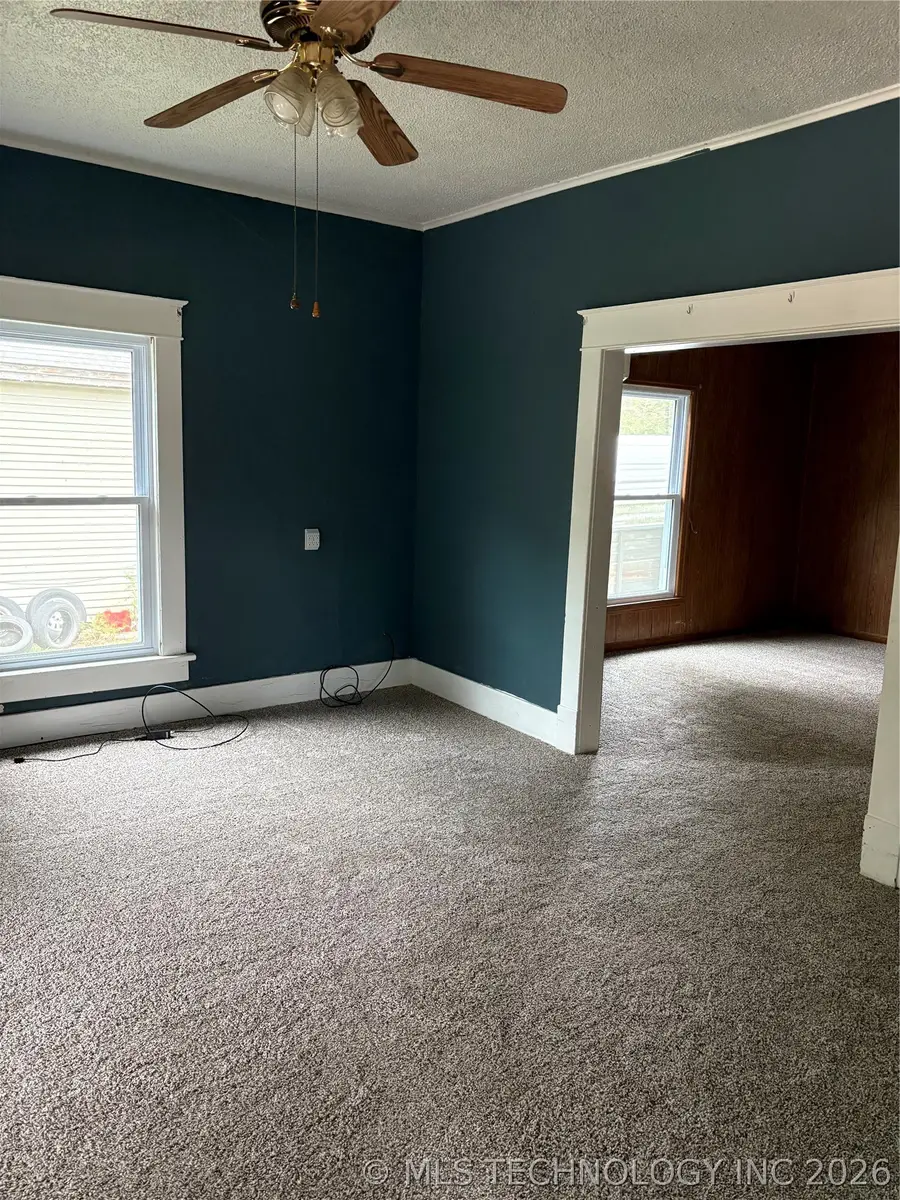 360 N B Street, Yale, OK 74085 - #3