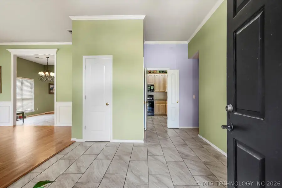 2405 S Willow Avenue, Broken Arrow, OK 74012 - #3