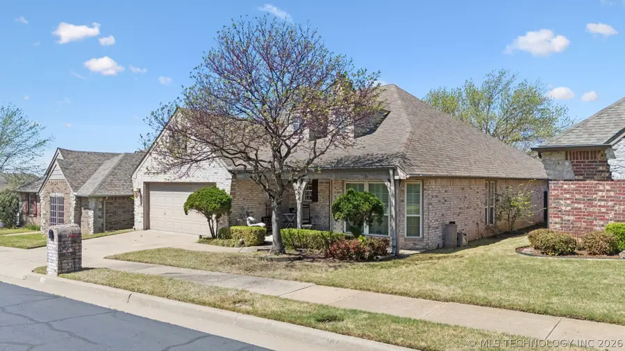 704 W Indianapolis Street, Broken Arrow, OK 74012 - #2