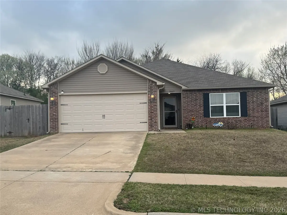 2805 E Quincy Street, Broken Arrow, OK 74014 - #1