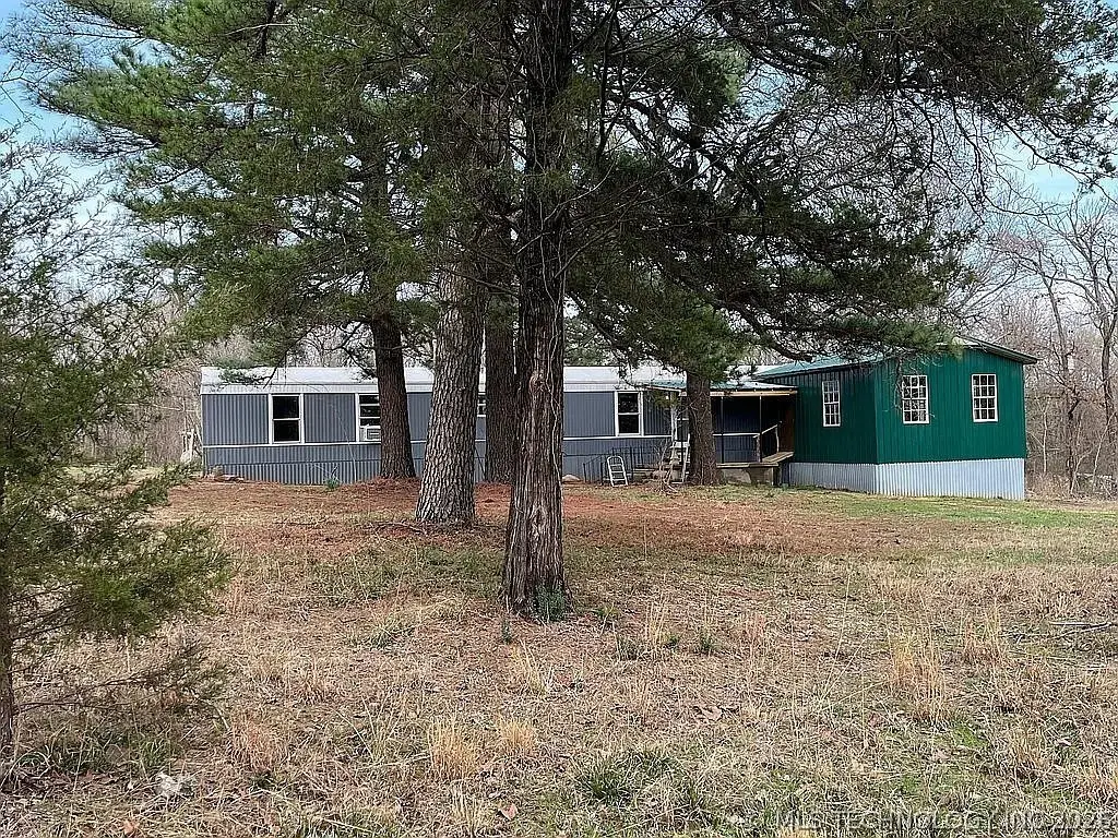 403993 E 1090 Road, Henryetta, OK 74437 - #1