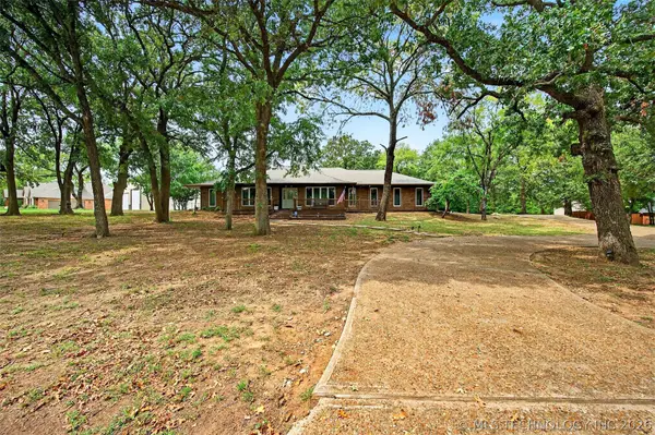 123 Park Lake, Durant, OK 73449