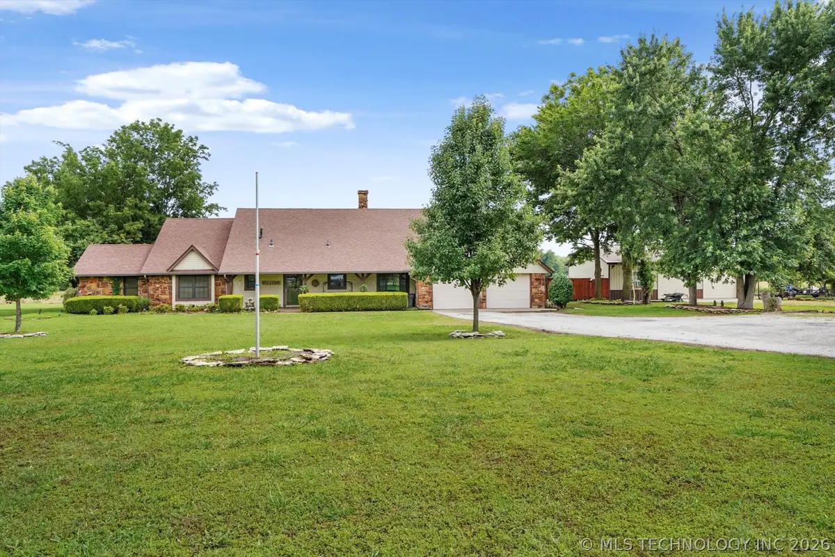 4152 W Oak Street, Skiatook, OK 74070 - #1