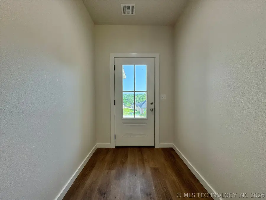 824 E Harlan Drive, Tahlequah, OK 74464 - #3