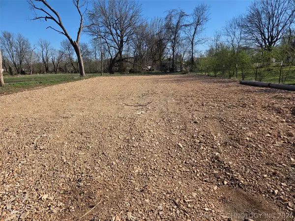 1196 Chincapin Street, Westville, OK 74965