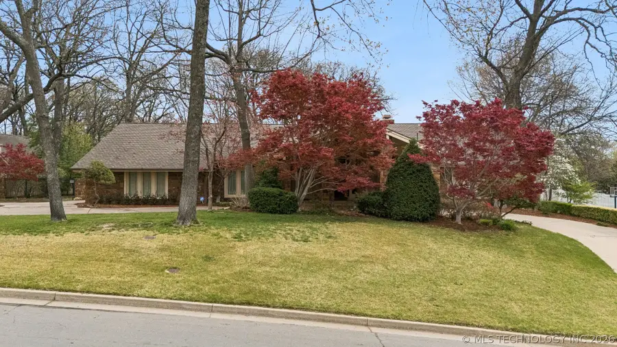 6915 E 106th Street, Tulsa, OK 74133 - #2