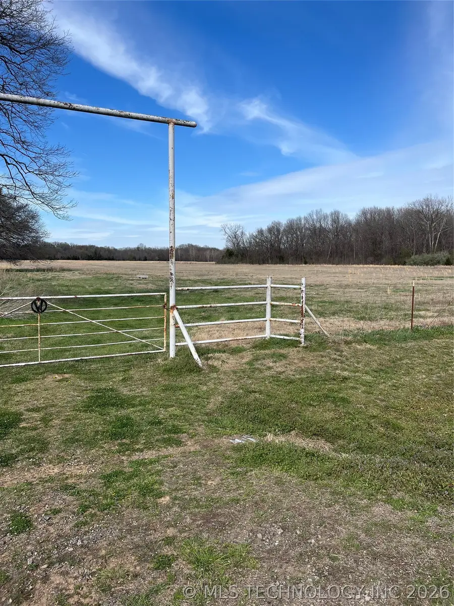 Conifer Road, Henryetta, OK 74437 - #2