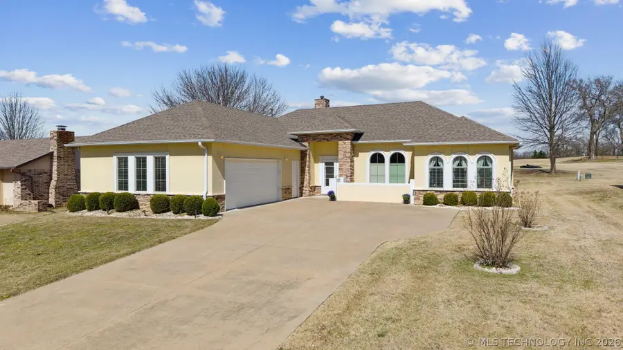 3202 Club Street, Claremore, OK 74019 - #2