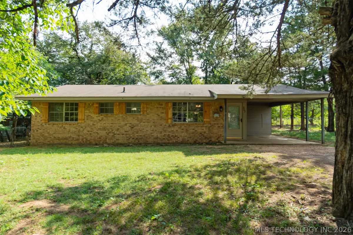 207 SE K, Antlers, OK 74523 - #1