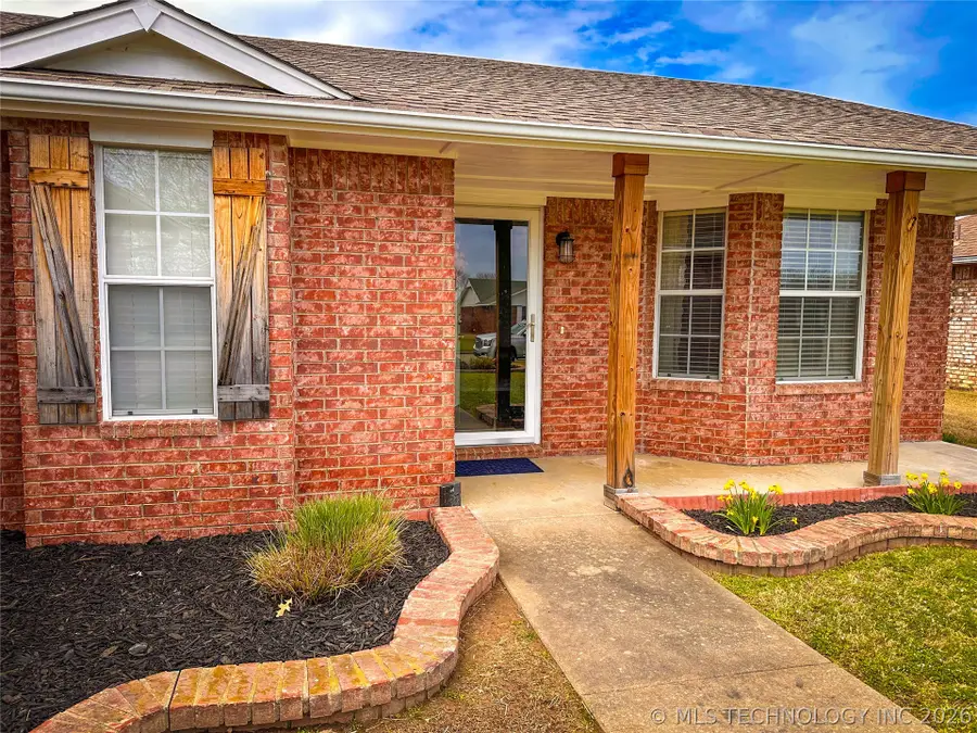 4005 Chaucer Street, Muskogee, OK 74403 - #2