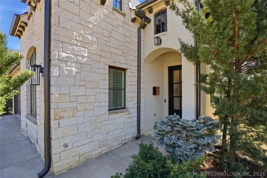 1420 E 35th Street, Tulsa, OK 74105 - #3