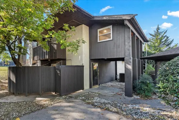 15915 E 131st Street S #1 & 3, Broken Arrow, OK 74011