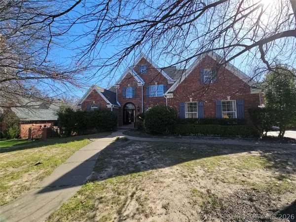 10617 S Oxford Avenue, Tulsa, OK 74137