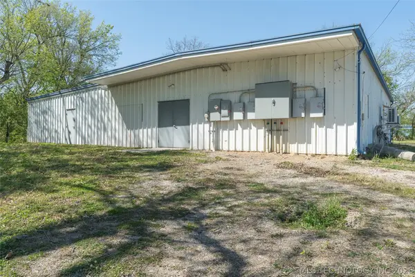 709 E 4th Street, Skiatook, OK 74070