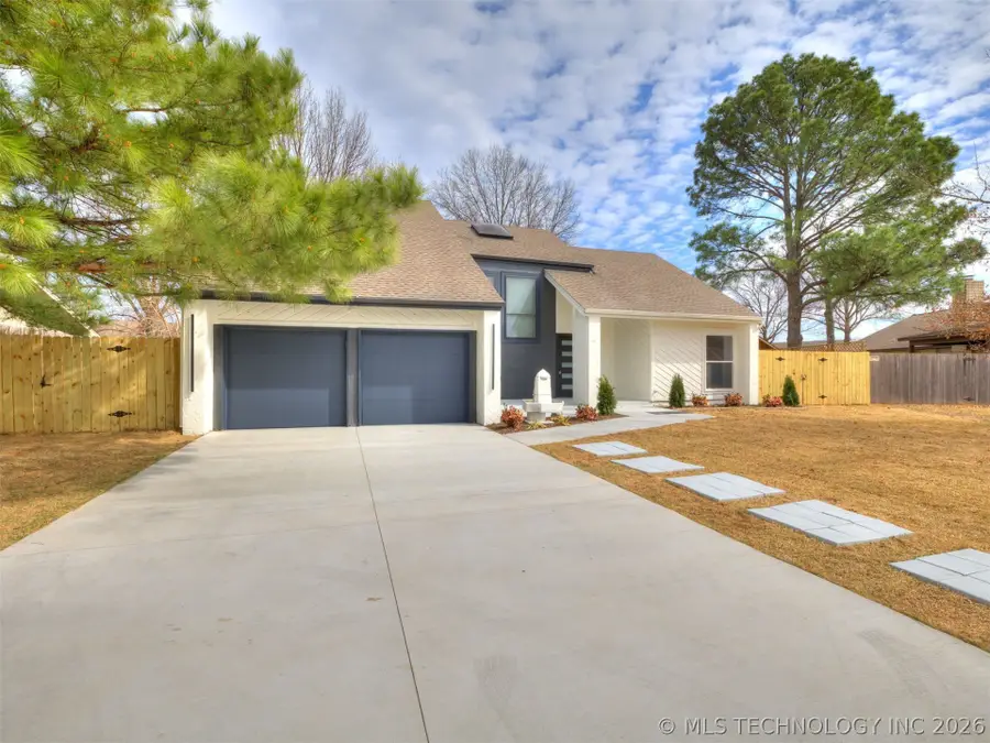 8403 E 64th Place, Tulsa, OK 74133 - #2