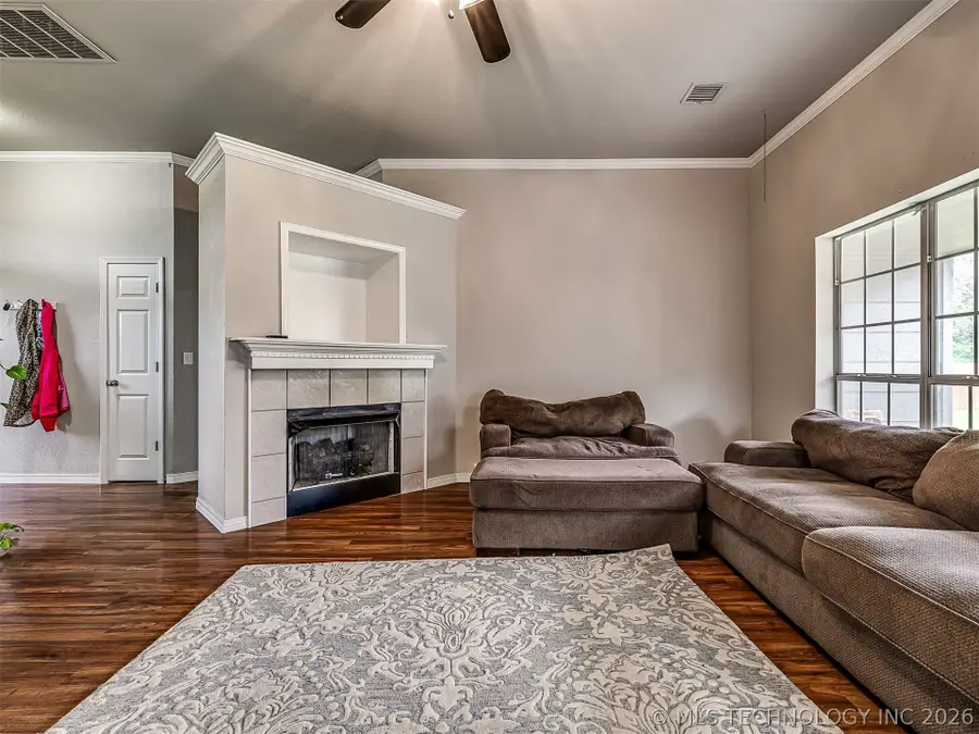 11226 S 274th East Avenue, Coweta, OK 74429 - #3