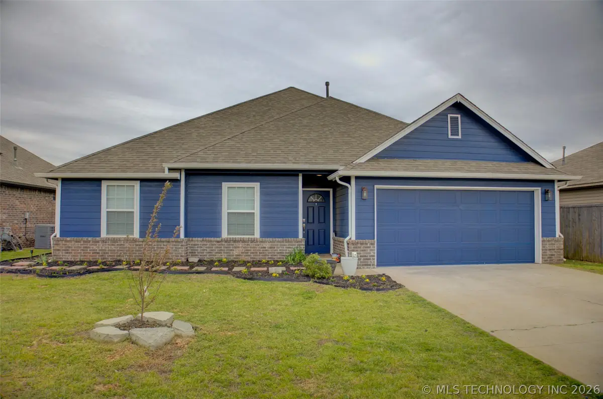 28056 E 149th Place S, Coweta, OK 74429 - #1