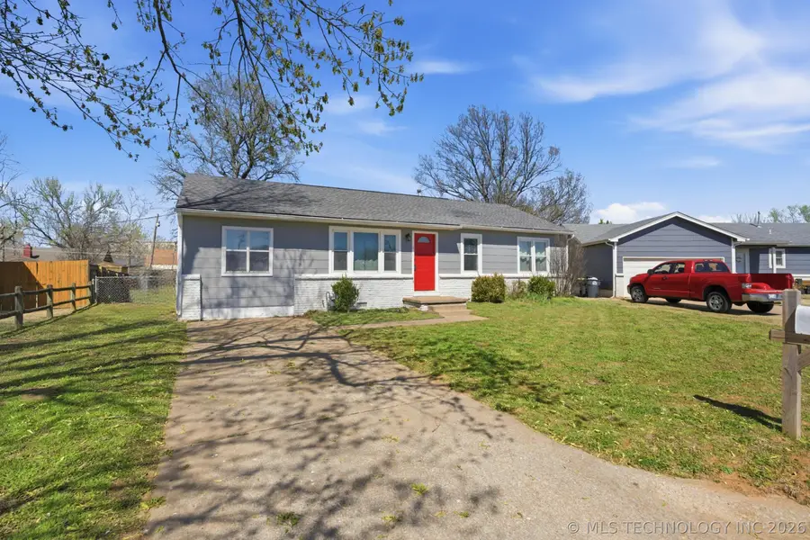 711 E Karma Avenue, Jenks, OK 74037 - #2