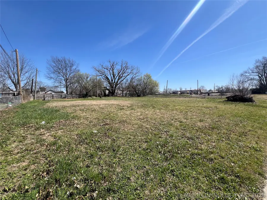 514 S Morton Avenue, Bartlesville, OK 74003 - #3