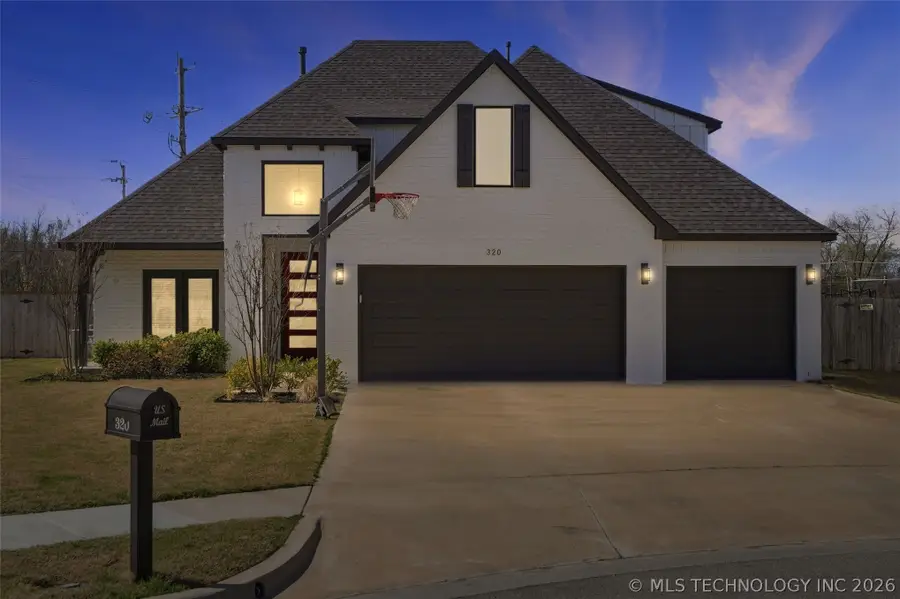 320 W 130th Place S, Jenks, OK 74037 - #2