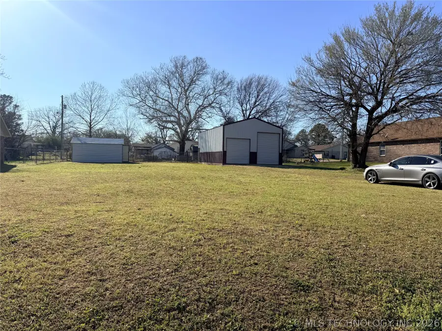 S Woodland Avenue, Okmulgee, OK 74447 - #2